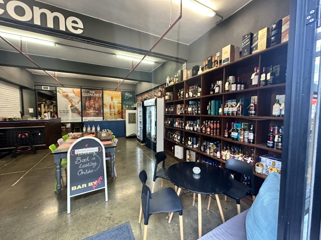 To Let Commercial Property for Rent in Woodstock Western Cape
